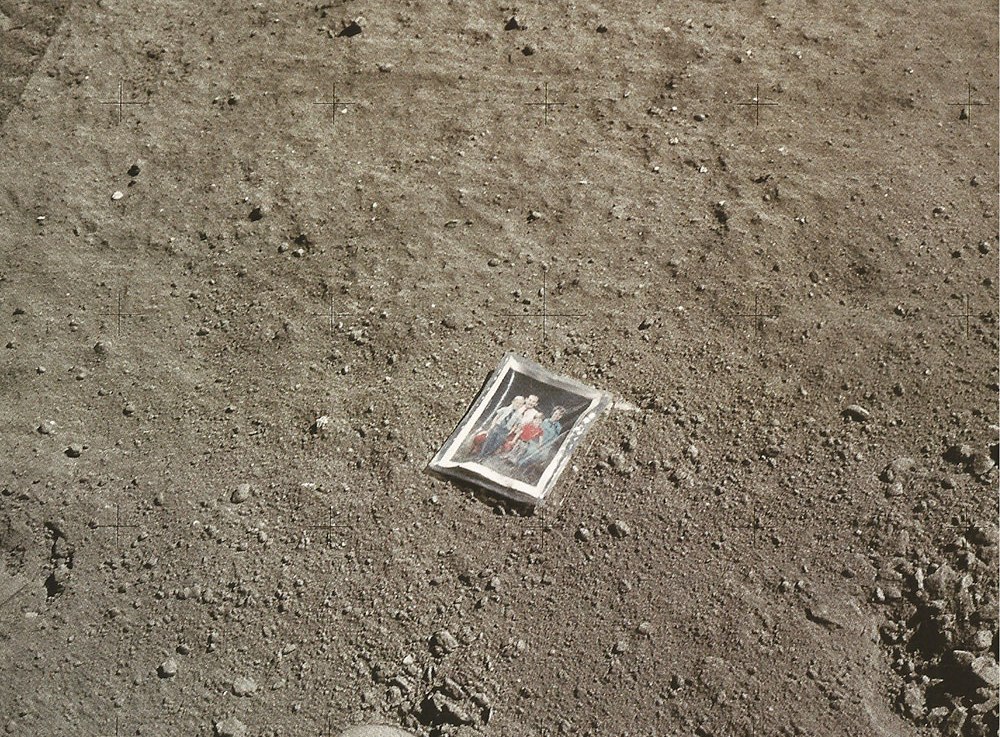 Three strange pictures from the&nbsp;Moon